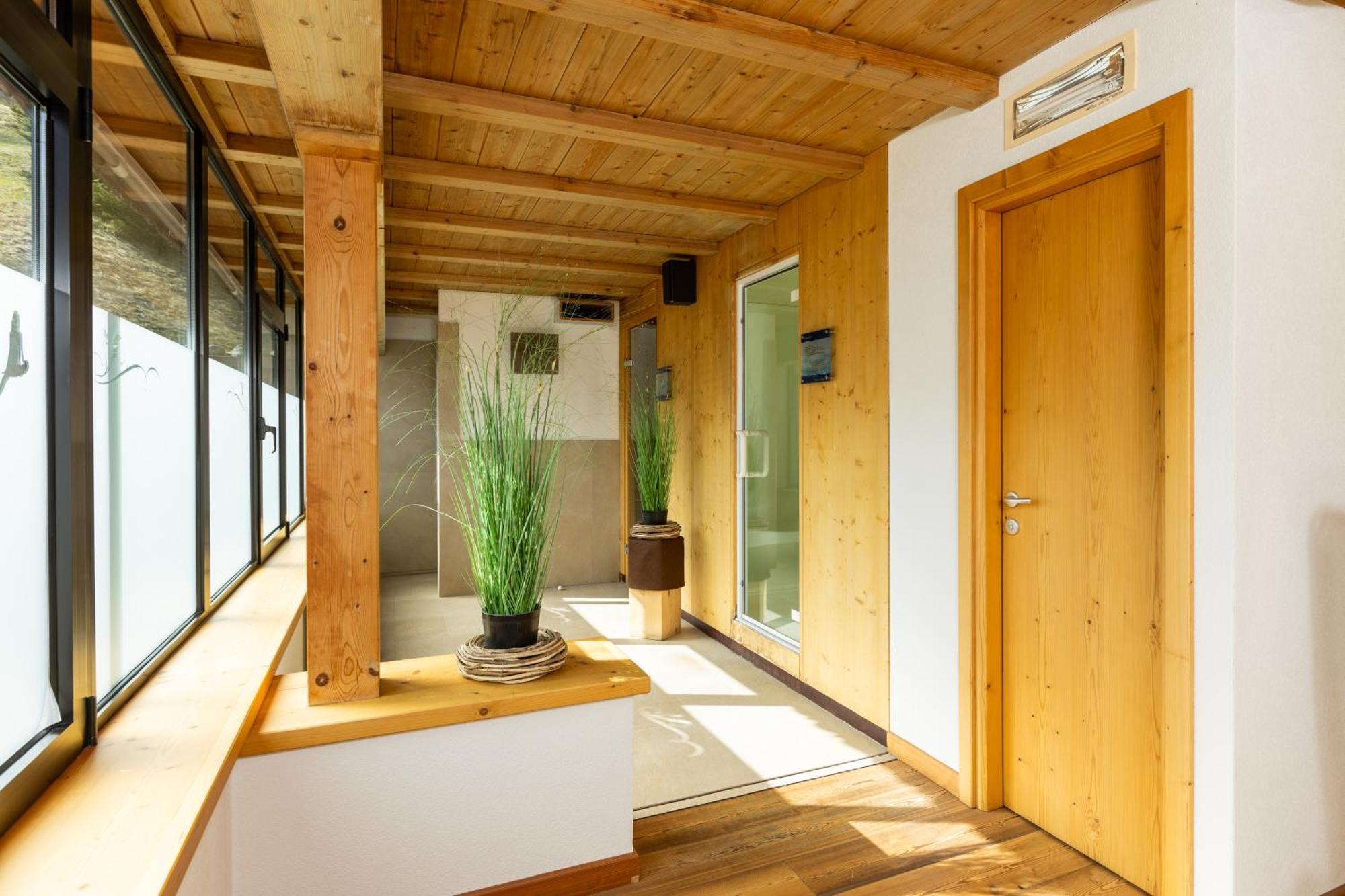 Hotel Cardo Isolaccia Exteriér fotografie