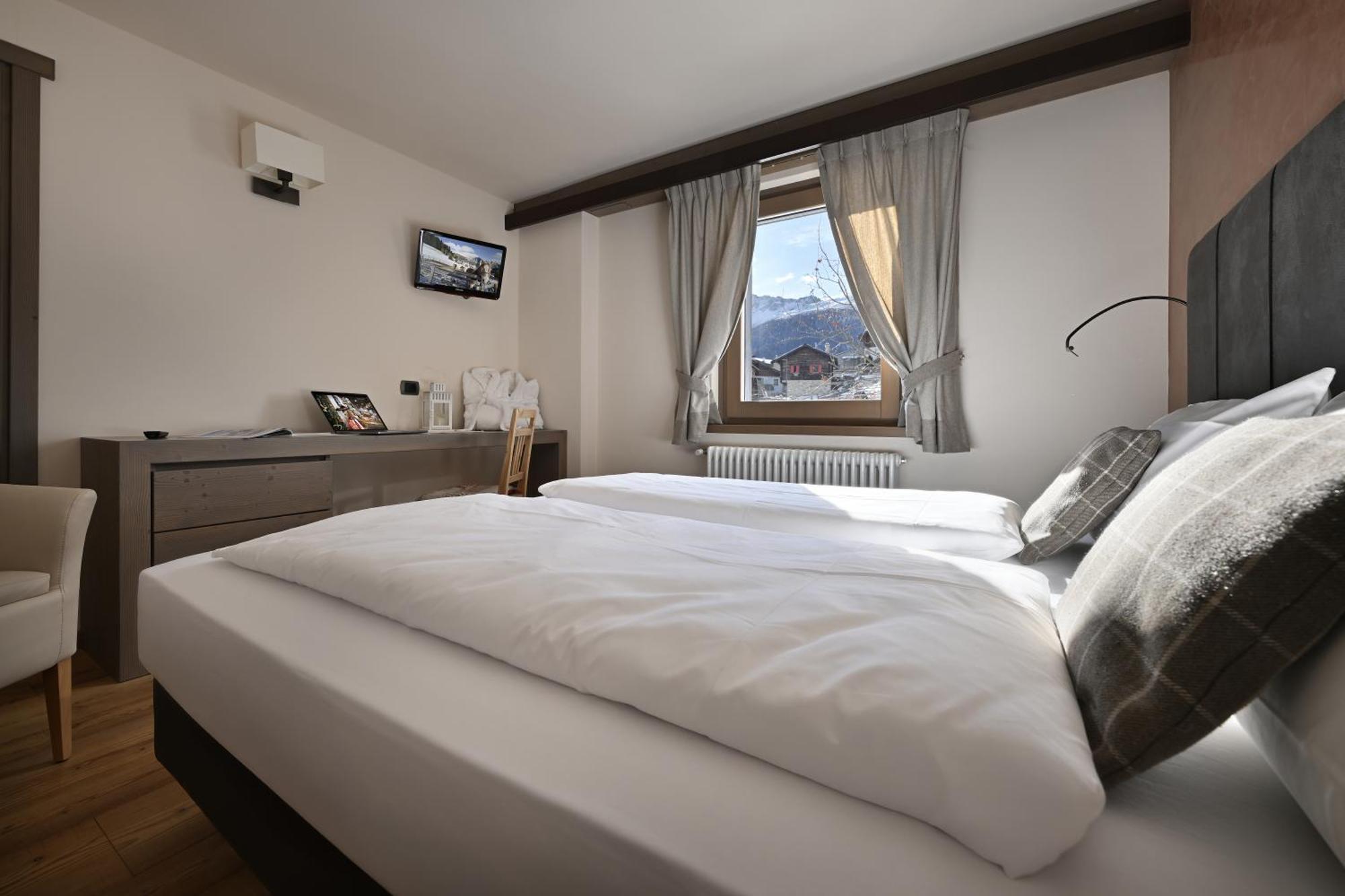 Hotel Cardo Isolaccia Exteriér fotografie